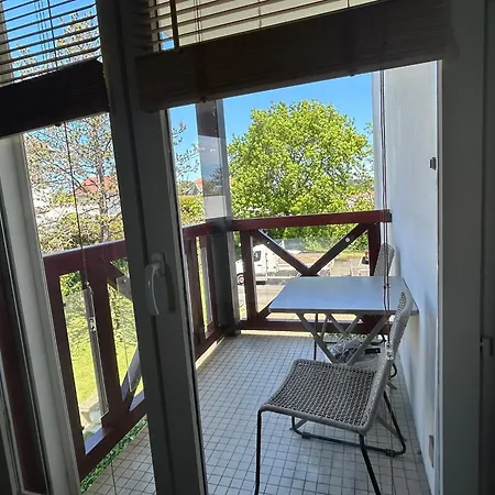Lumineux Avec Balcon - 4 Pers. - Fr-1-239-1157 *